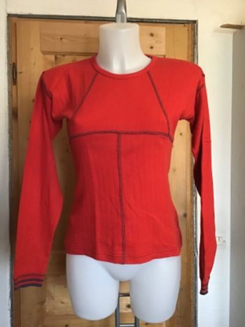Tee shirt rouge /bleu manches longues multi cotes 100% coton vintage 80s Ice Folia