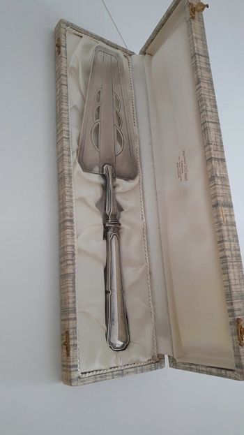 Pelle à tarte en argent