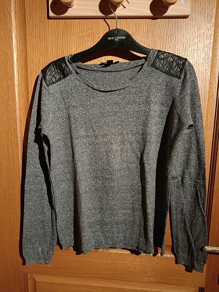 Pull gris foncé