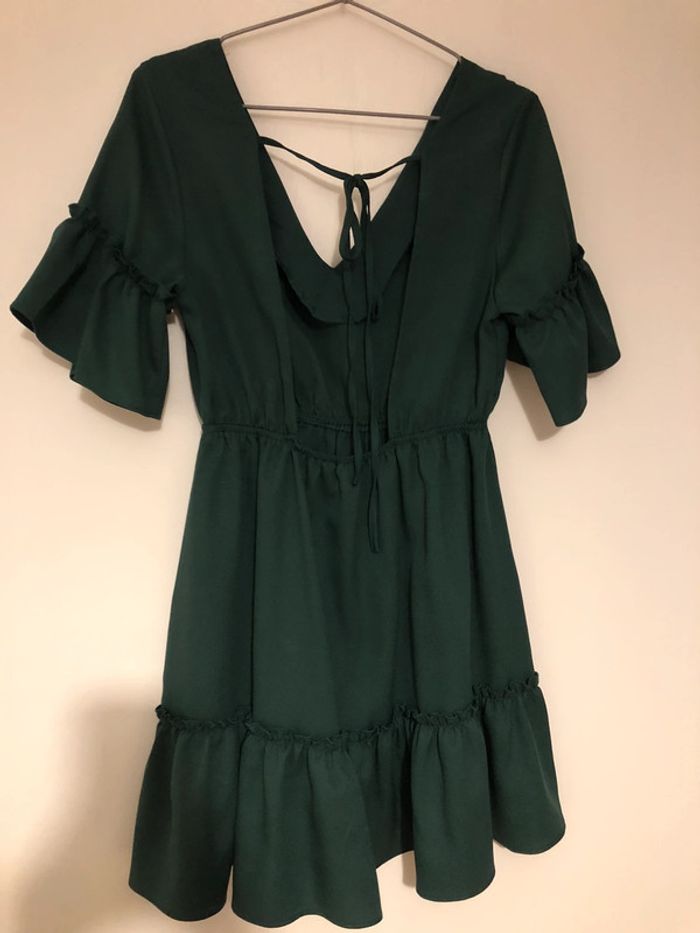 Robe dos nu - photo numéro 2