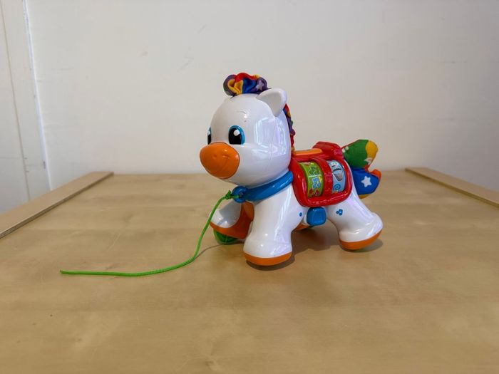 Clementoni - Mon Poney à Tirer