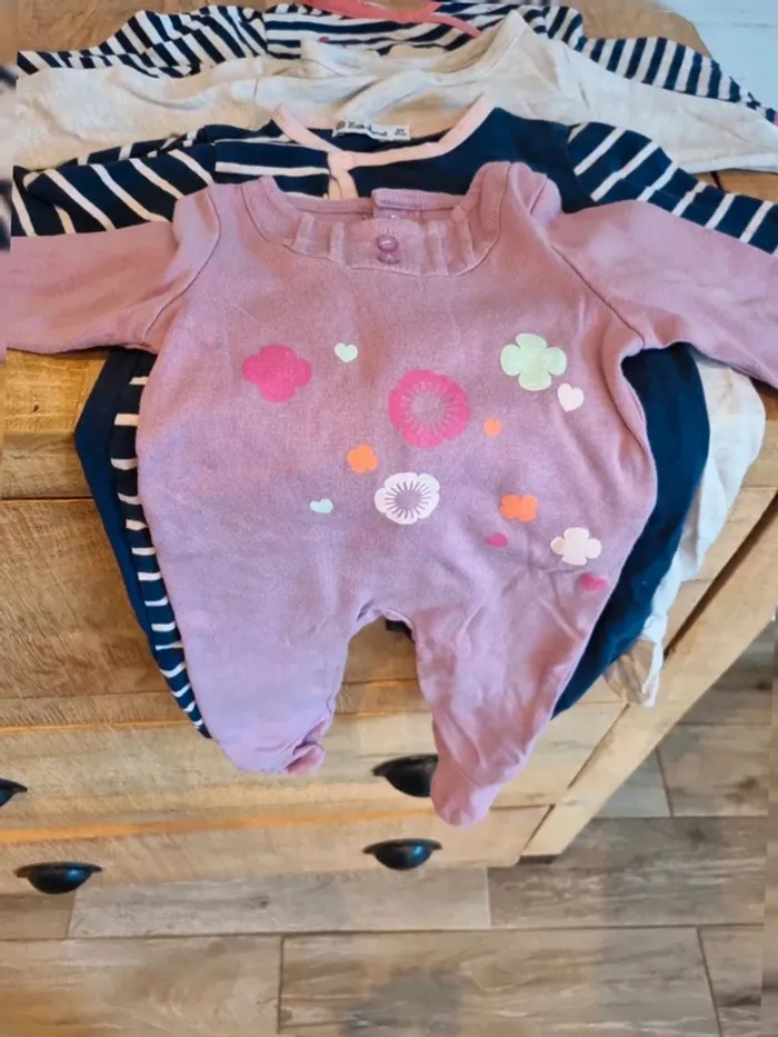Lot de 4 pyjamas léger 1 pièce 6 mois - photo numéro 6