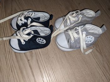 Chaussures bébé taille 6 mois