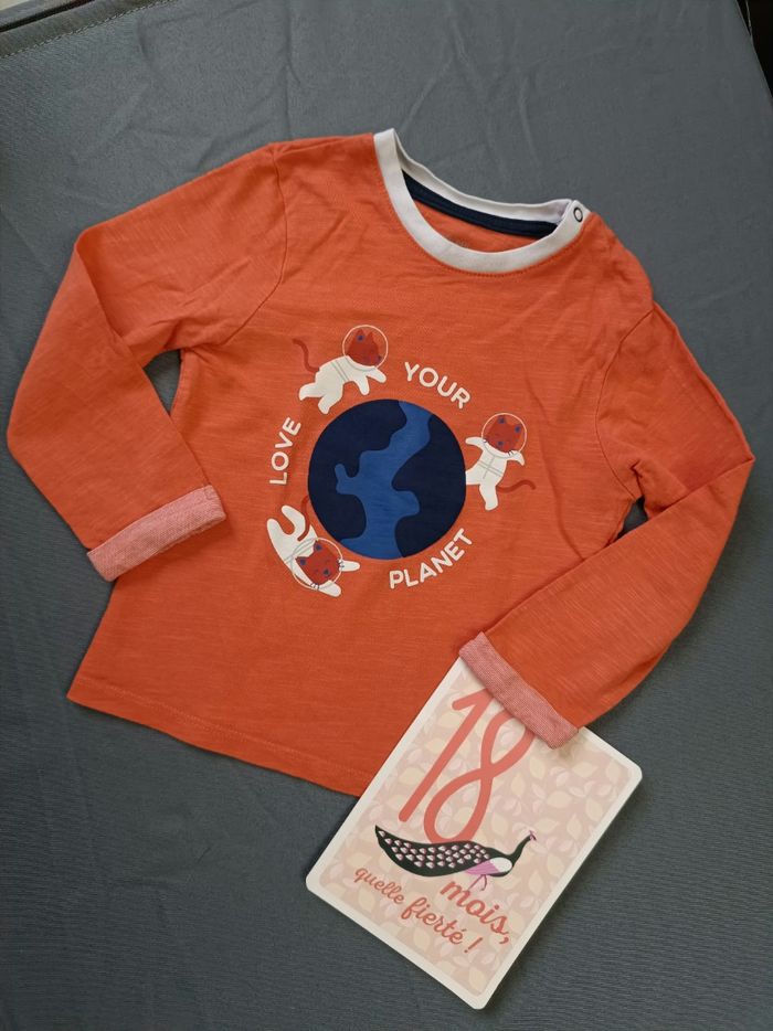 T-shirt ML orange 🦕 Taille 18 mois
