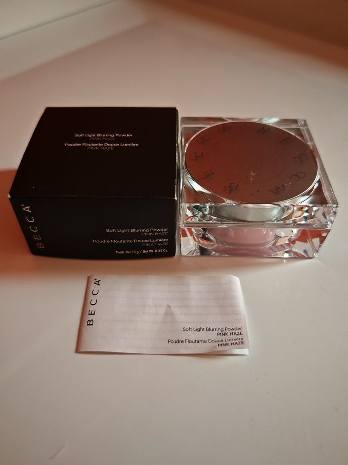 Poudre floutante becca
