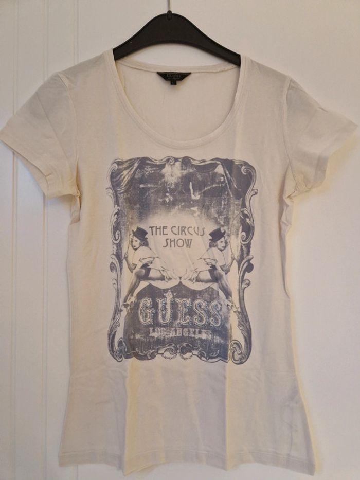 Tee shirt