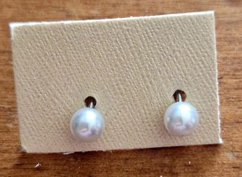 Clous d oreilles perles