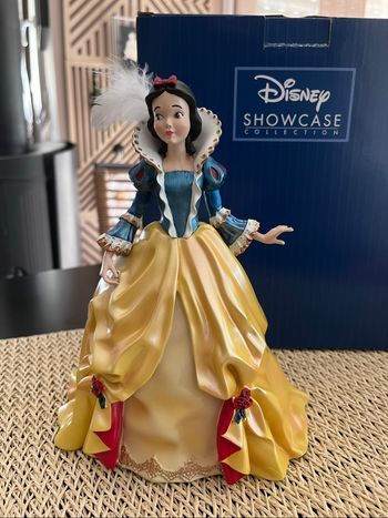 Figurine Disney Showcase Haute Couture Rococo Blanche Neige