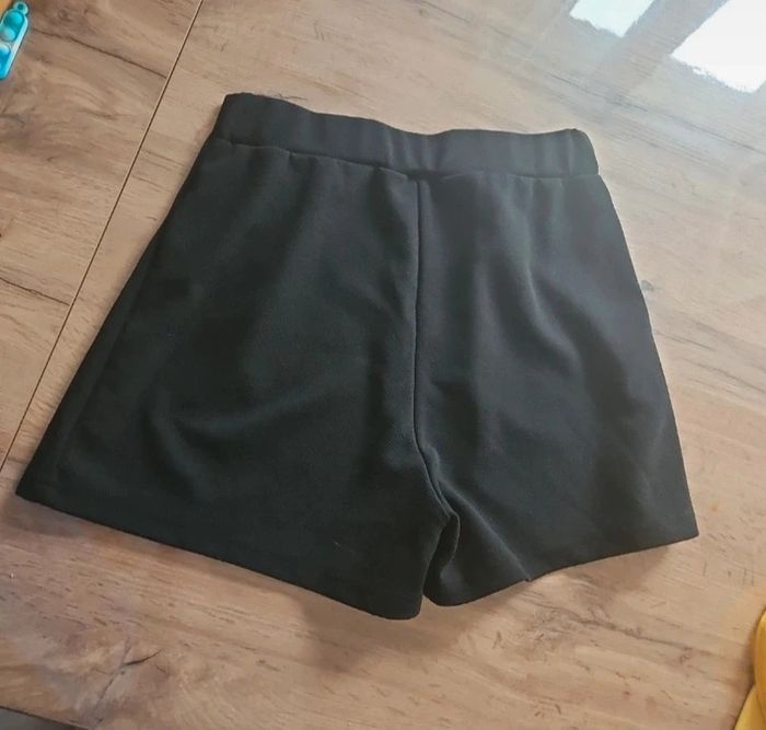 Short noire femme shein M neuf - photo numéro 3