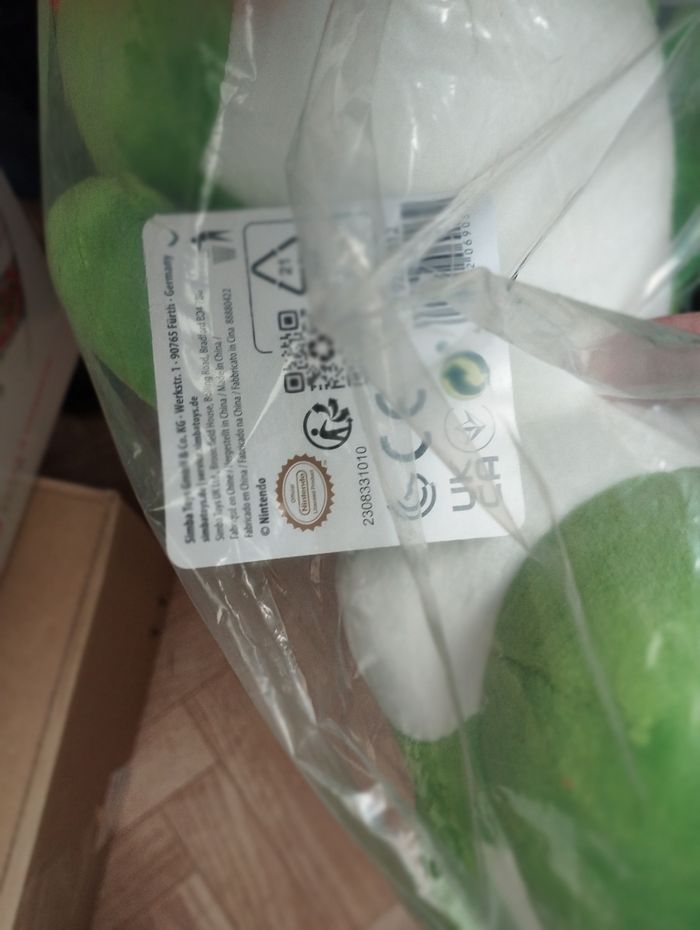 Peluche Yoshi neuf - photo numéro 2