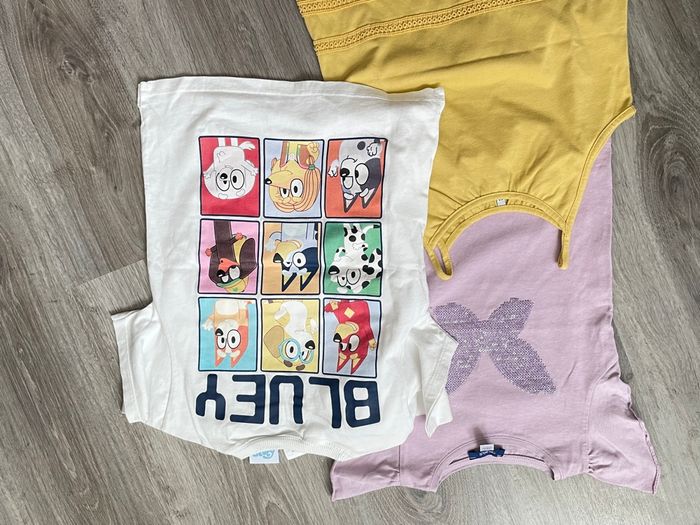 Lot de vêtements fille 6 ans - photo numéro 3