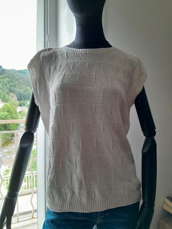 Pull en maille blanc pour l'été sans manches taille L