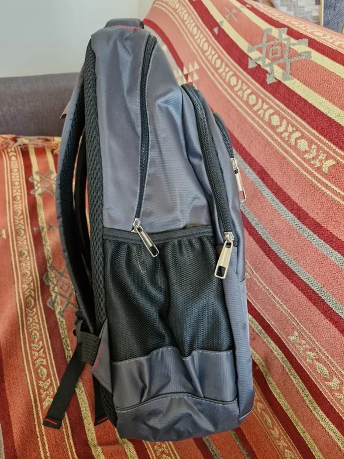 Grand sac à dos Lotto valeur 80€ - photo numéro 2