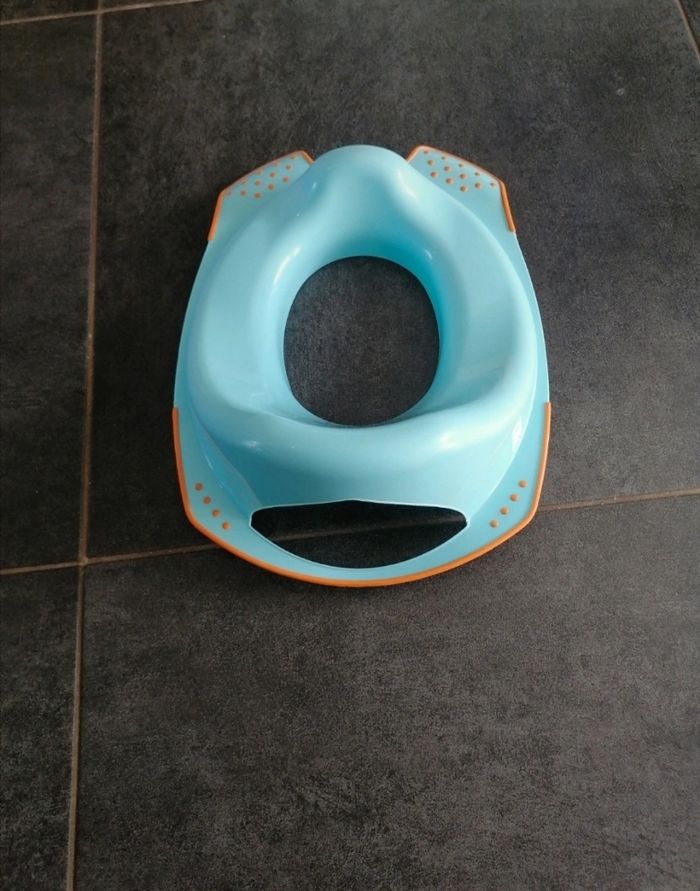 Réducteur de toilette. - photo numéro 3