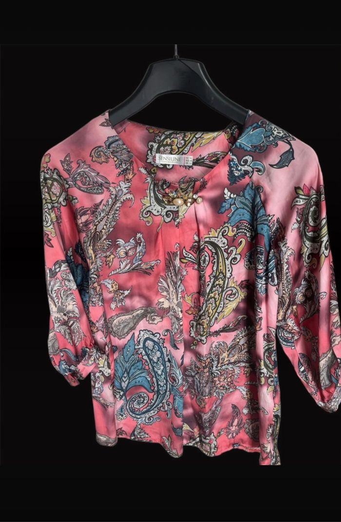 Tres joli chemisier pour femme en polyester 42