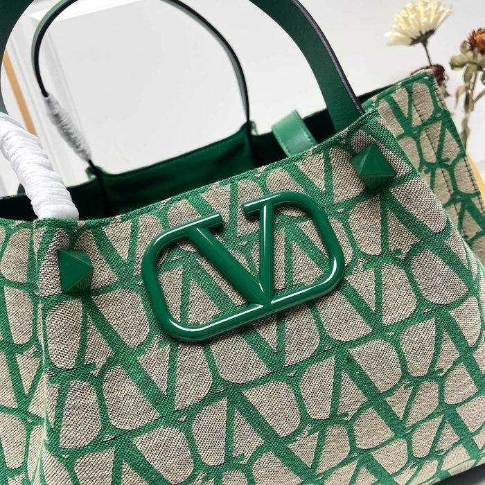 Valentino  3886 - photo numéro 4