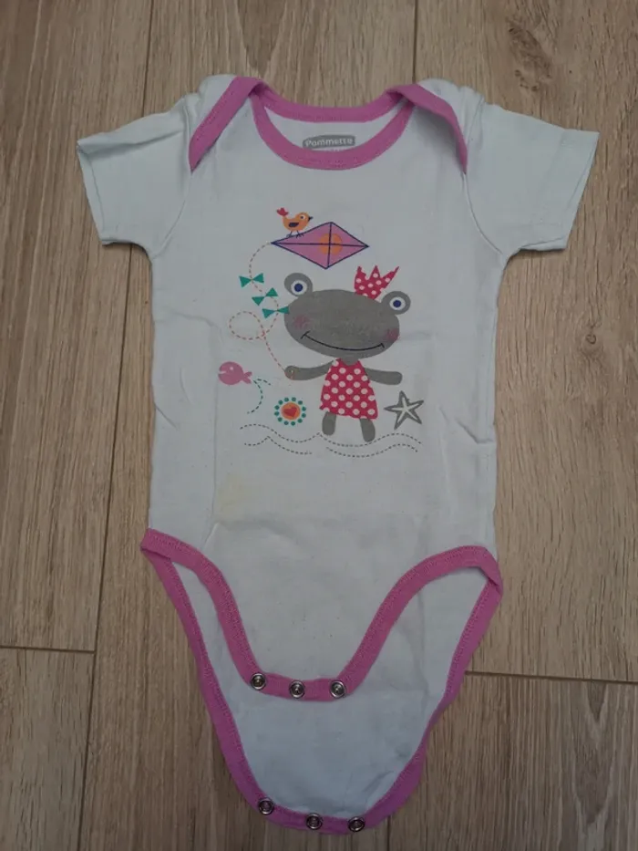 Lot de 4 bodies fille 1 an - photo numéro 4