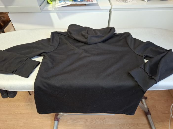 Beau gilet femme JunjieFashion noir à capuche S/M très bon état - photo numéro 5