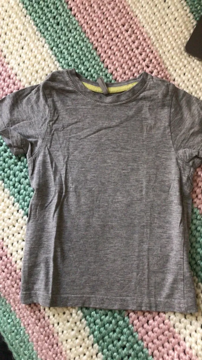 T shirt gros garçon 3 ans