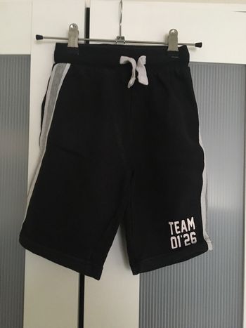 Short bermuda
