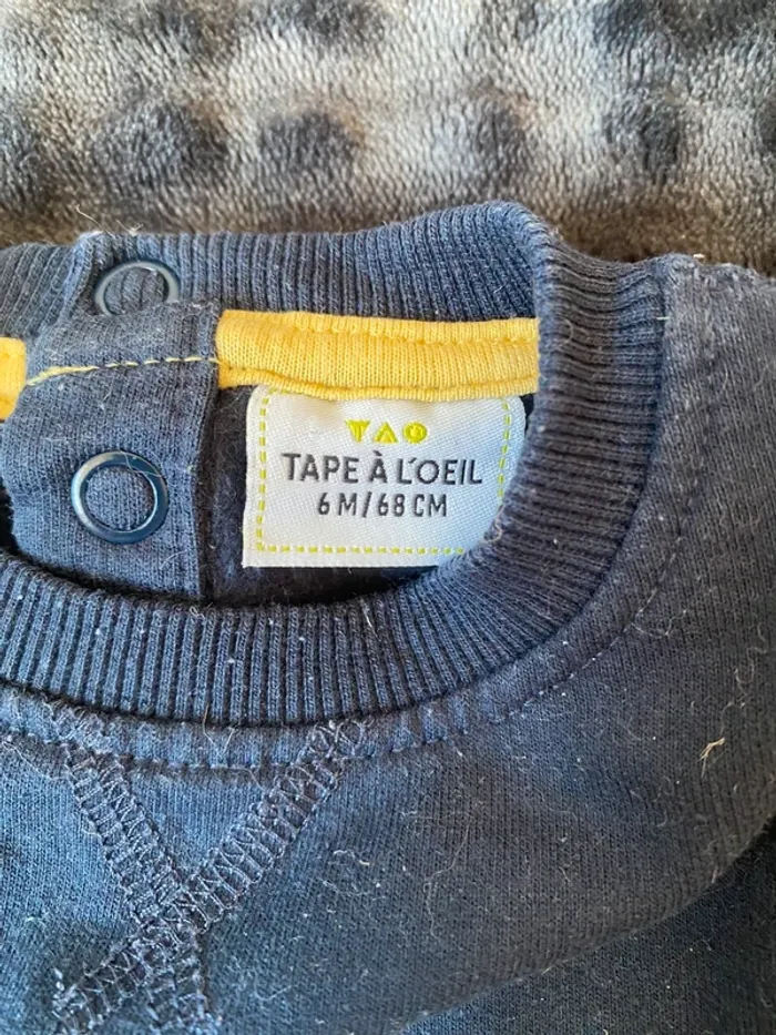 Pull tape à l’œil - photo numéro 2