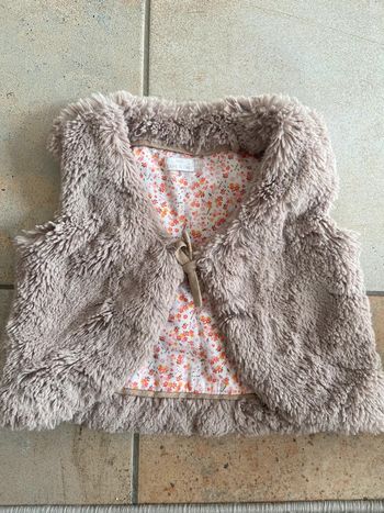 Gilet fourrure 6 mois