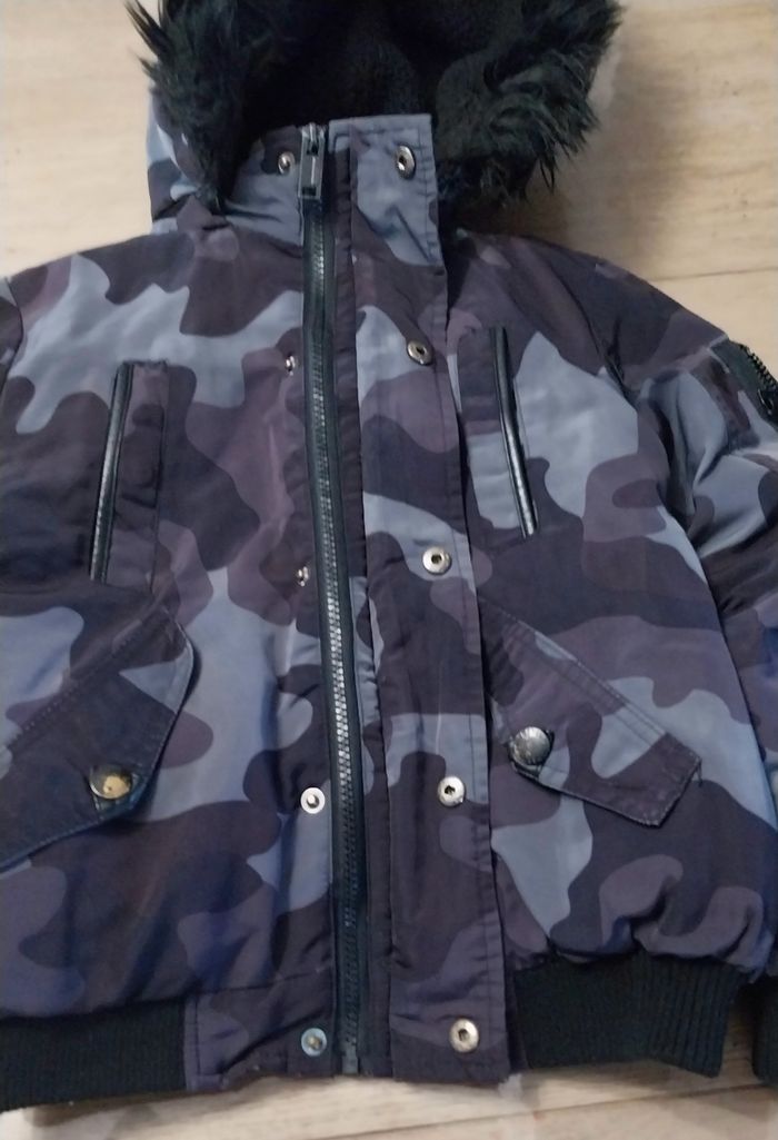Manteau garçon 10ans en bon état - photo numéro 3