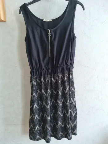 Robe sans manches taille 36