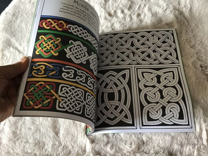 Livre coloriage Motifs celtiques à colorier (0623 - photo numéro 9