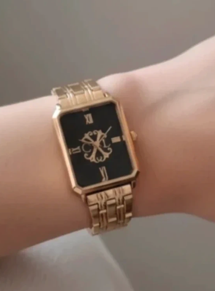 Montre femme Christian Lacroix - photo numéro 2