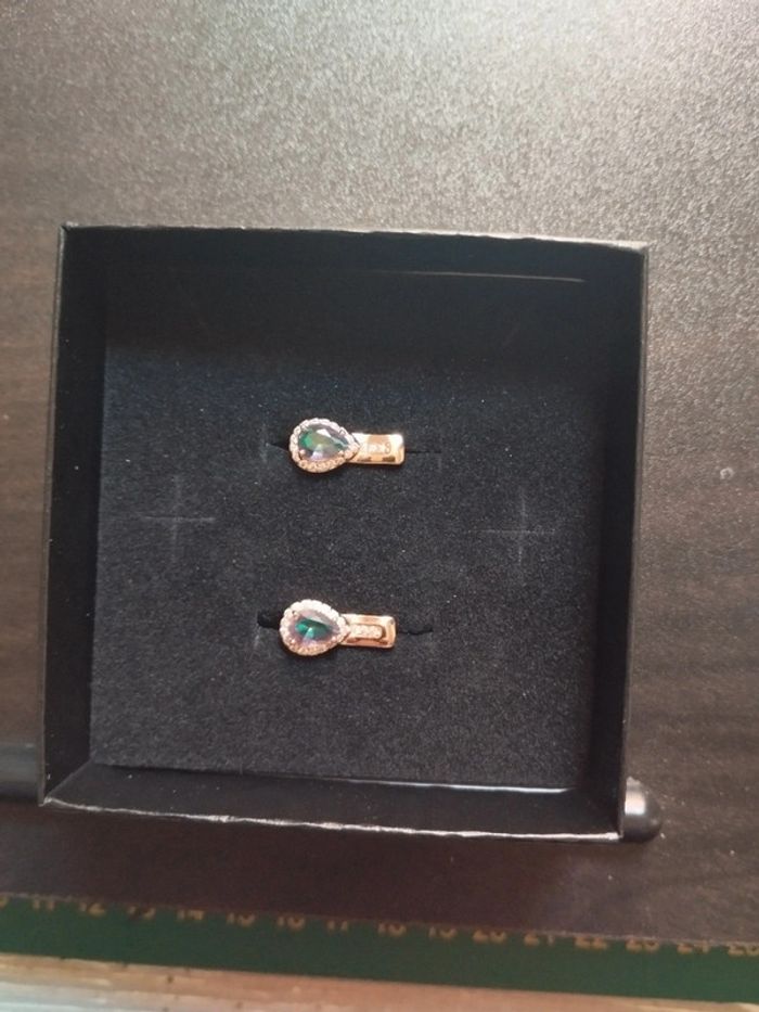 Boucles d'oreilles vintage avec coffret cadeau - photo numéro 2