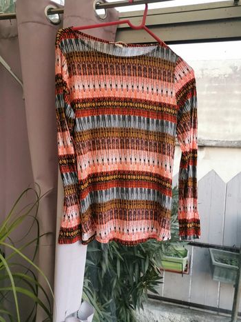 Joli haut H et M en taille M (40) manches longues