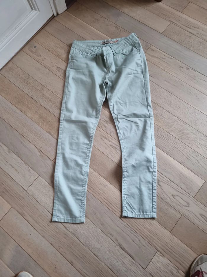 Pantalon  taille 38 vert amande
