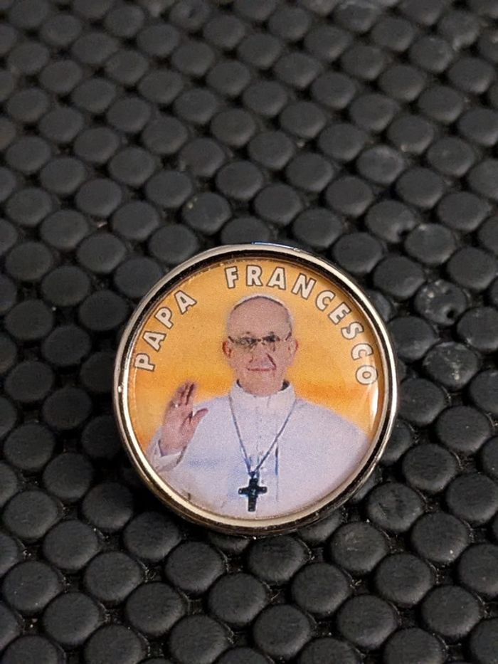 Pin's religieux Pape François Vatican