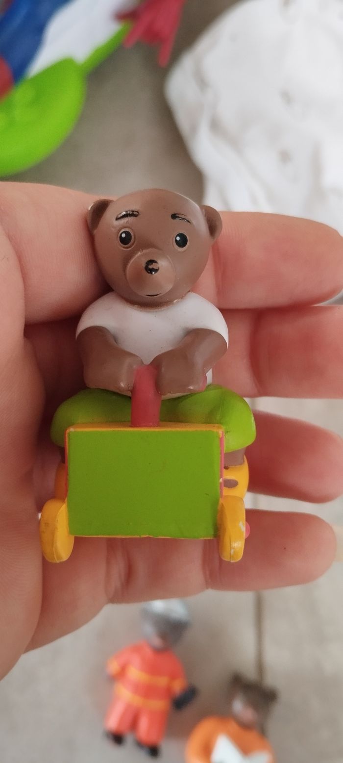 Lot de figurines petit ours brun - photo numéro 4