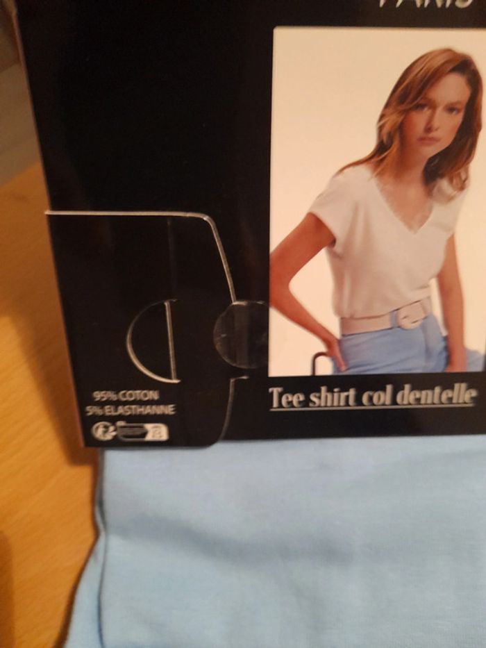 Taille M/L Chantal Thomass t-shirt femme col dentelle - photo numéro 2