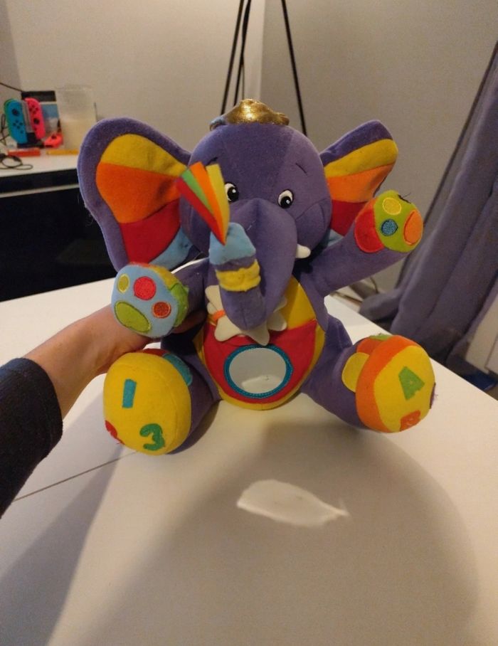 Peluche d'activités