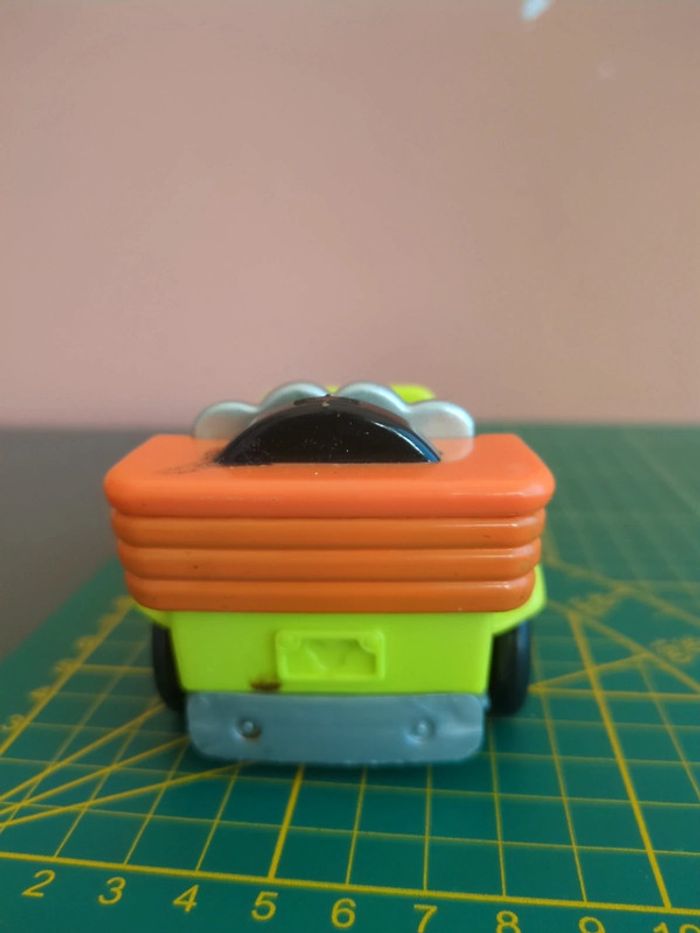 Voiture Disney Mickey - photo numéro 3