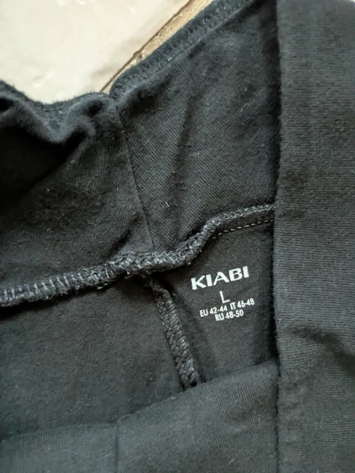 Joli legging de grossesse noir Kiabi taille L - photo numéro 2