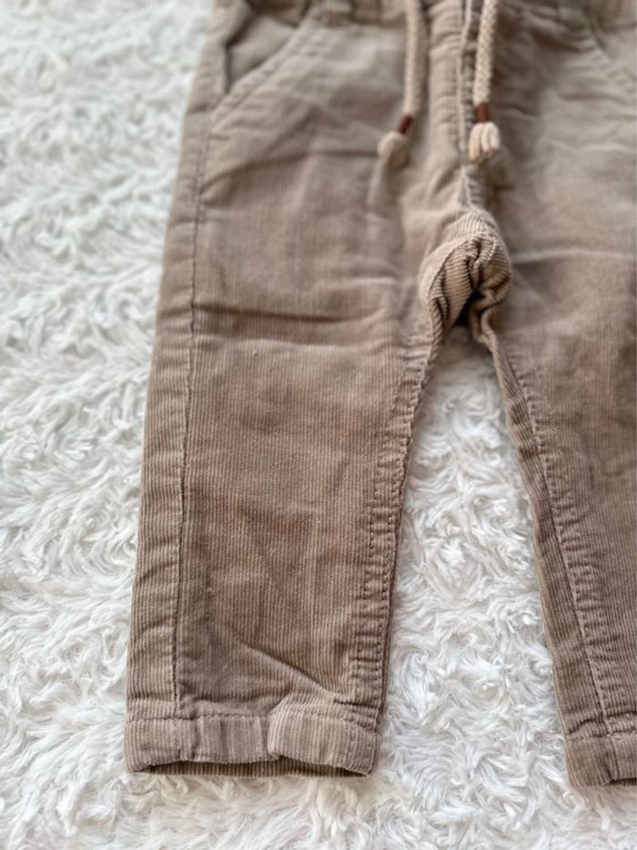 Pantalon en velours 3 mois - photo numéro 2