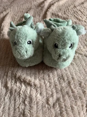 Chaussons dragon P24