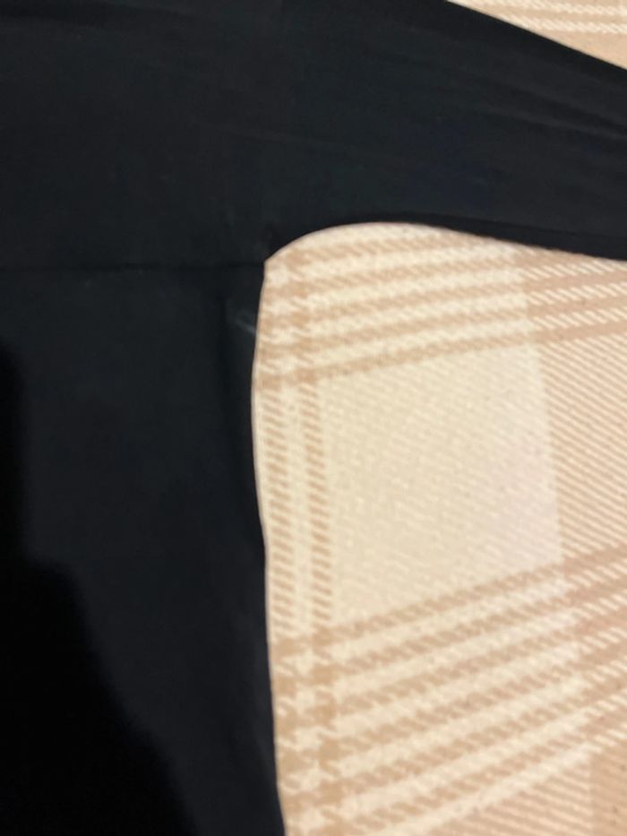 Superbe robe noire M/L épaules dénudées - photo numéro 11