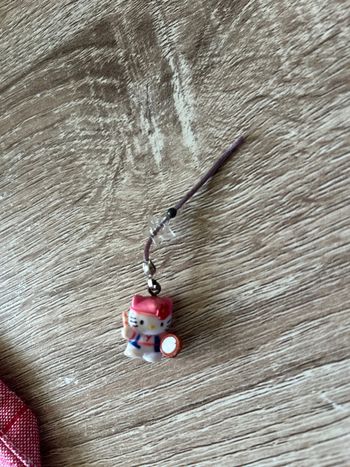 Figurine hello kitty