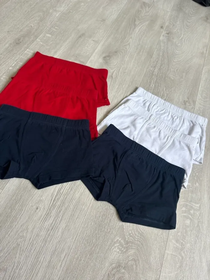 Lot 6 caleçons neuf 10ans