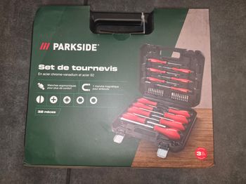 Set de tournevis 32 pièces NEUF
