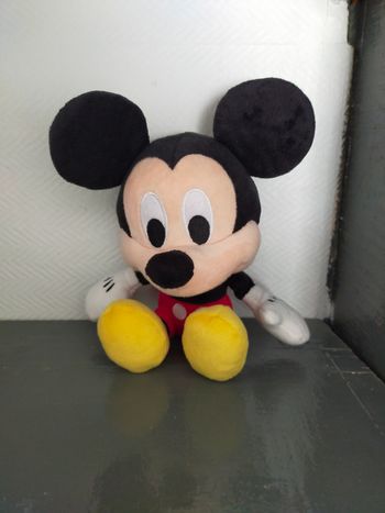 Peluche Mickey