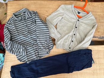 Ensemble 7 8 ans chignon gilet chemise kiabi orchestra Primark pantalon