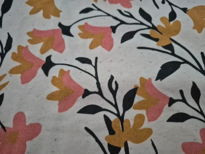 Pull à fleurs - photo numéro 3