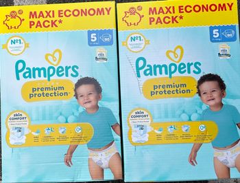 160 couches Pampers Prenium 5 Neuves  