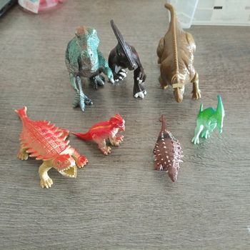 Lots de dinosaures